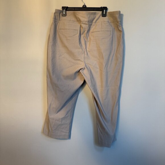 Kim Rogers khaki cropped pull-on pants in size 18W - Picture 3 of 4